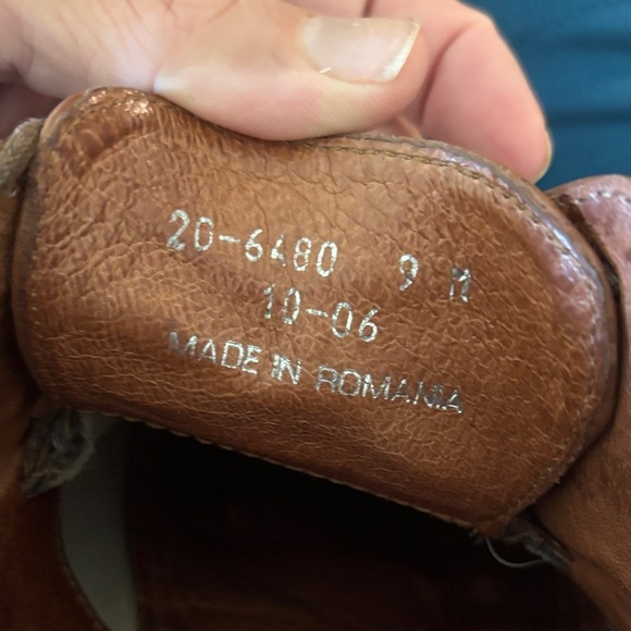 Johnston & Murphy Tan Leather Oxford Dress Shoes - Picture 9 of 11